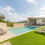 Alba Casa de Férias *